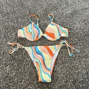 swirl patterned bikini set